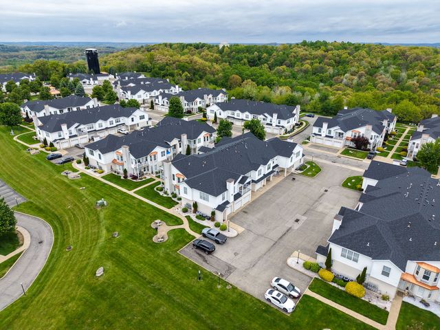 227 ADAMS POINTE BOULEVARD 3, Adams Twp, PA 16046