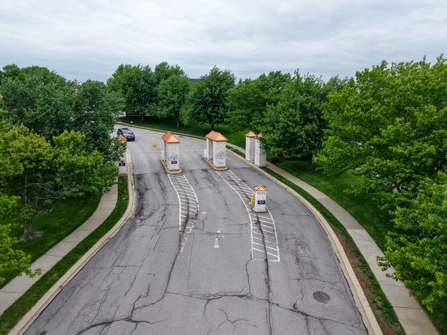 227 ADAMS POINTE BOULEVARD 3, Adams Twp, PA 16046