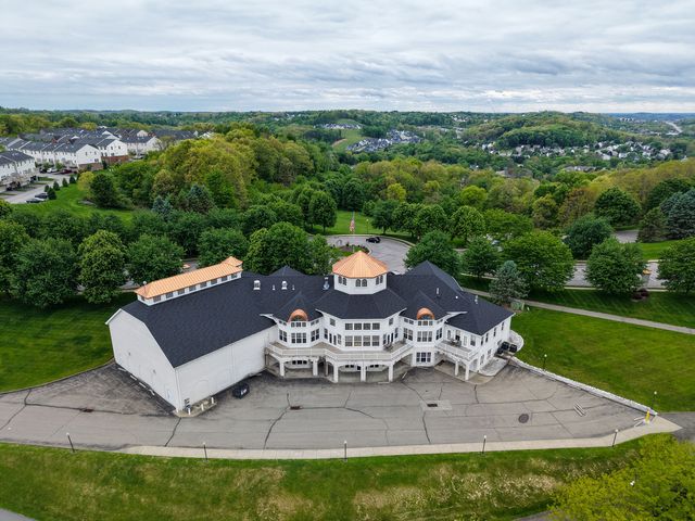 227 ADAMS POINTE BOULEVARD 3, Adams Twp, PA 16046