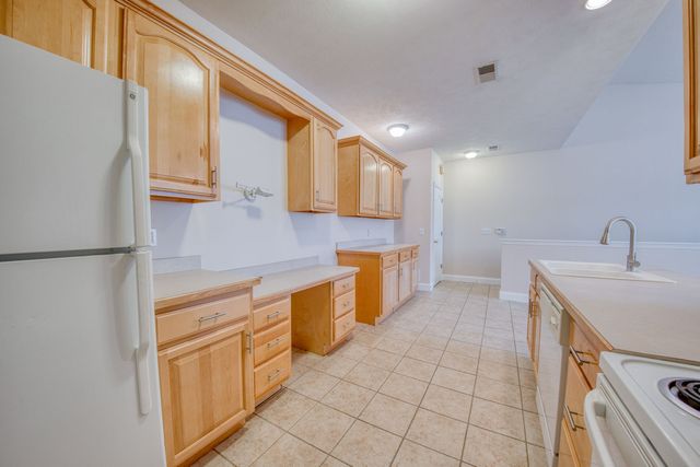 227 ADAMS POINTE BOULEVARD 3, Adams Twp, PA 16046