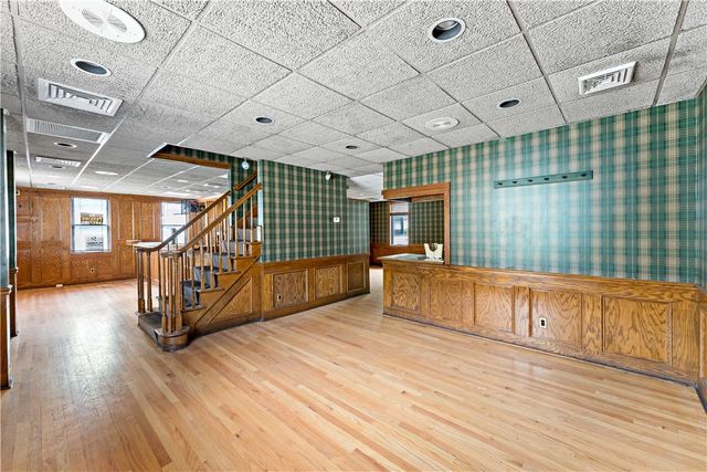 928 Mclaughlin Run Rd, Bridgeville, PA 15017