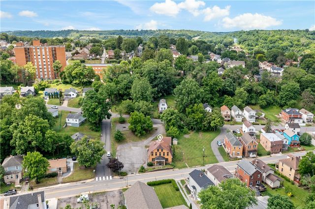 928 Mclaughlin Run Rd, Bridgeville, PA 15017