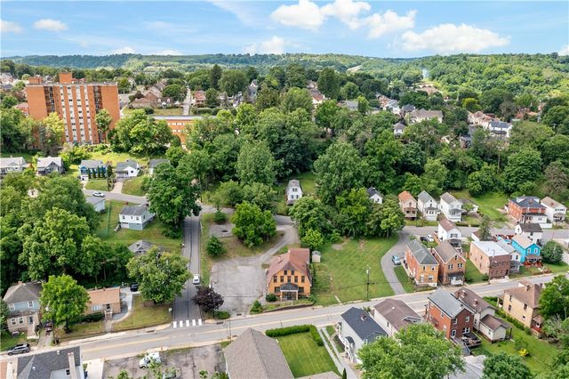928 Mclaughlin Run Rd, Bridgeville, PA 15017