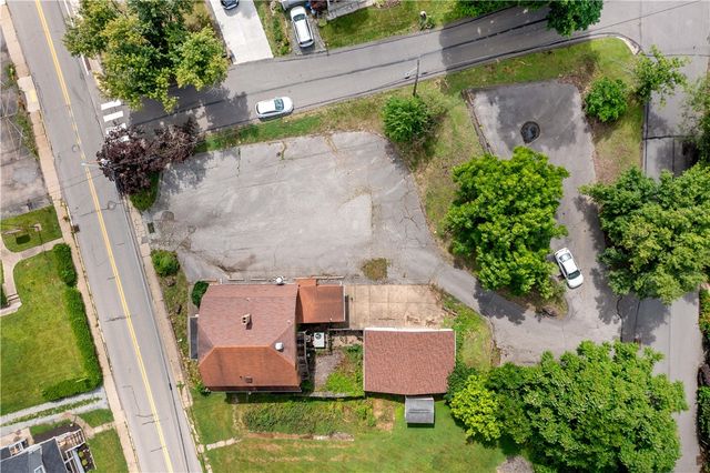 928 Mclaughlin Run Rd, Bridgeville, PA 15017