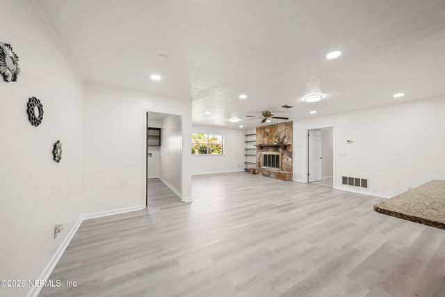 3571 SANDBURG Road, Jacksonville, FL 32277