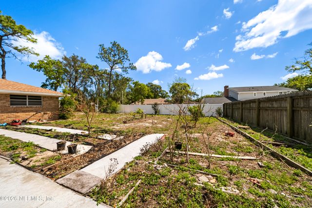 3571 SANDBURG Road, Jacksonville, FL 32277