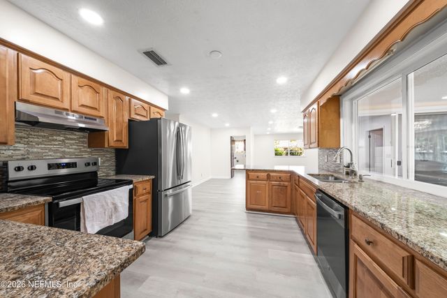 3571 SANDBURG Road, Jacksonville, FL 32277