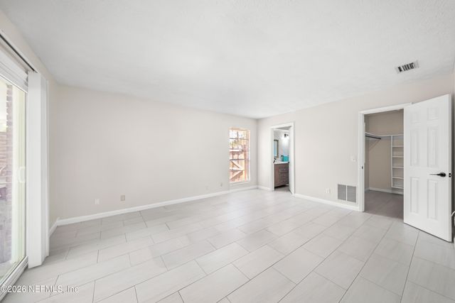 3571 SANDBURG Road, Jacksonville, FL 32277