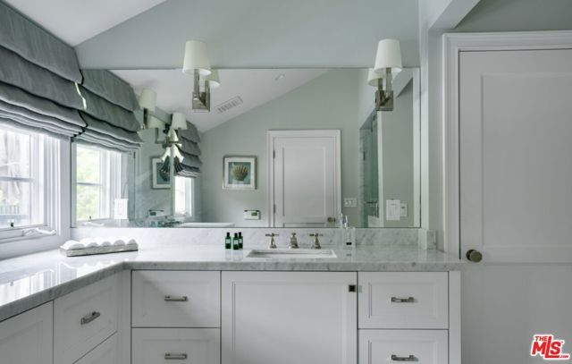 1214 Coldwater Canyon Drive, Beverly Hills, CA 90210