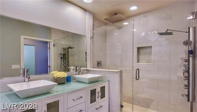 7067 Westpark Court, Las Vegas, NV 89147