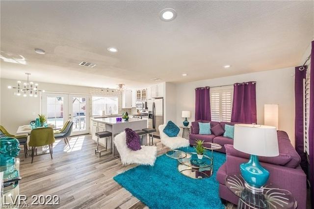 7067 Westpark Court, Las Vegas, NV 89147