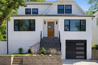 8 Hunt Avenue, Yonkers, NY 10710