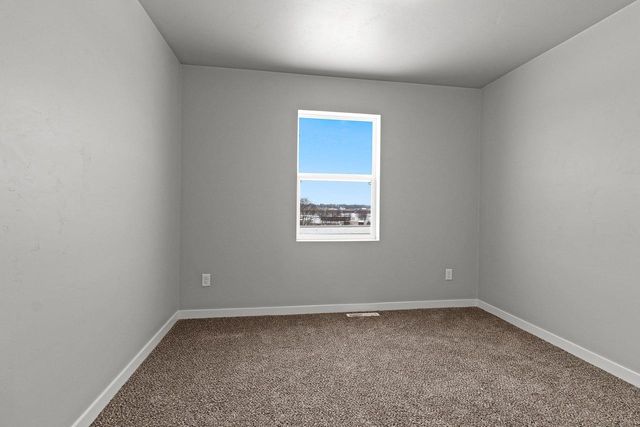 553 HORTON TERRACE, Hortonville, WI 54944