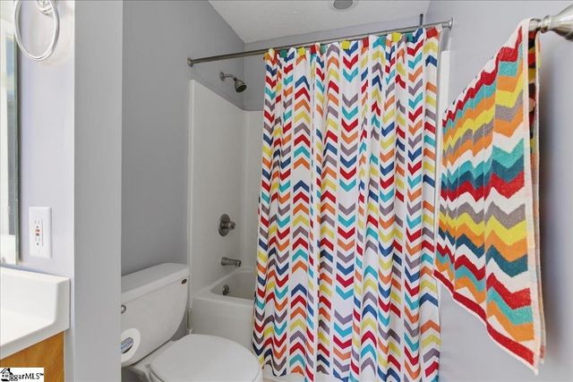 185 Commodore Drive, Duncan, SC 29334