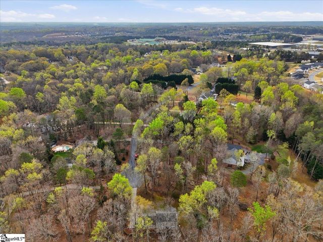 185 Commodore Drive, Duncan, SC 29334