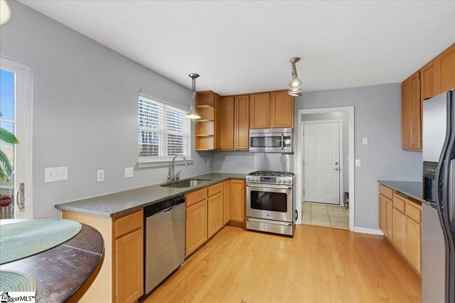 185 Commodore Drive, Duncan, SC 29334