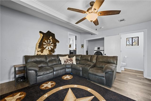 309 Reynolds Ave, Taft, TX 78390