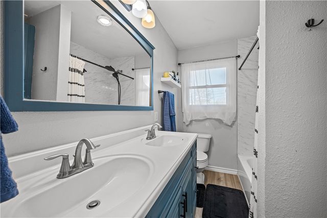 309 Reynolds Ave, Taft, TX 78390