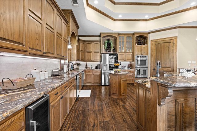 440 Susan St, Gladewater, TX 75647