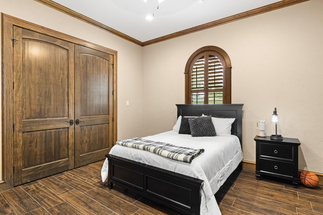 440 Susan St, Gladewater, TX 75647