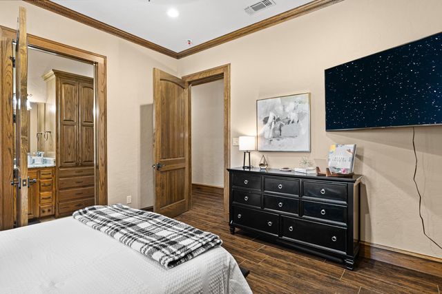 440 Susan St, Gladewater, TX 75647