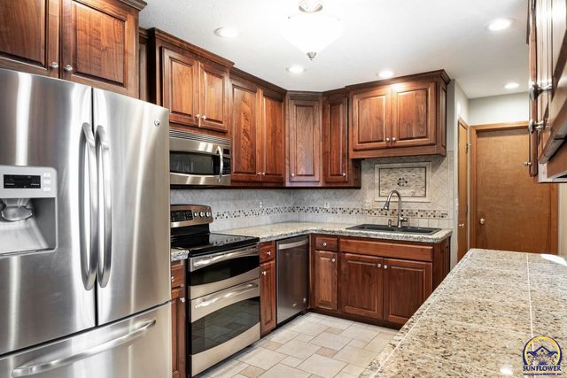 724 Eldridge ST, Lawrence, KS 66049