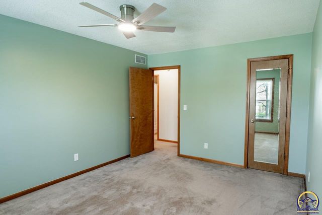 724 Eldridge ST, Lawrence, KS 66049