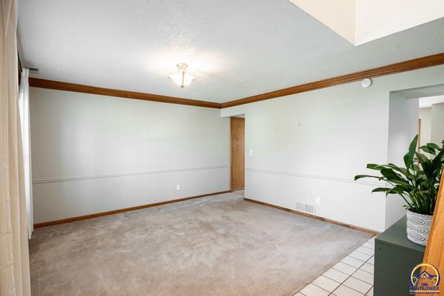 724 Eldridge ST, Lawrence, KS 66049