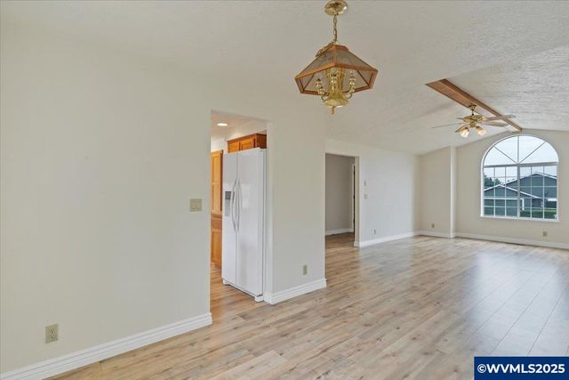 1400 Rees Hill Rd SE, Salem, OR 97306