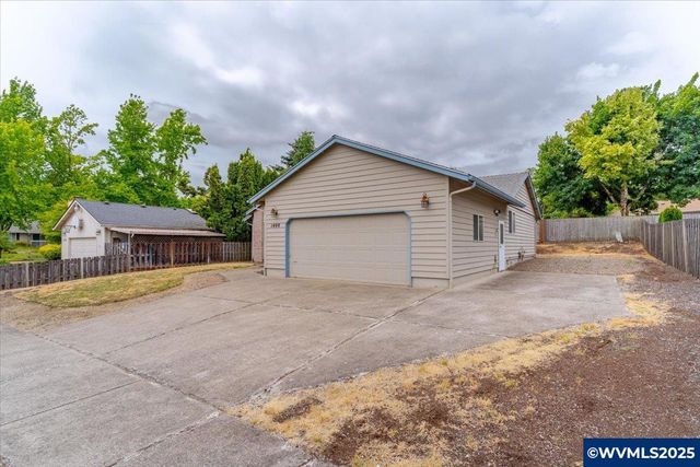 1400 Rees Hill Rd SE, Salem, OR 97306