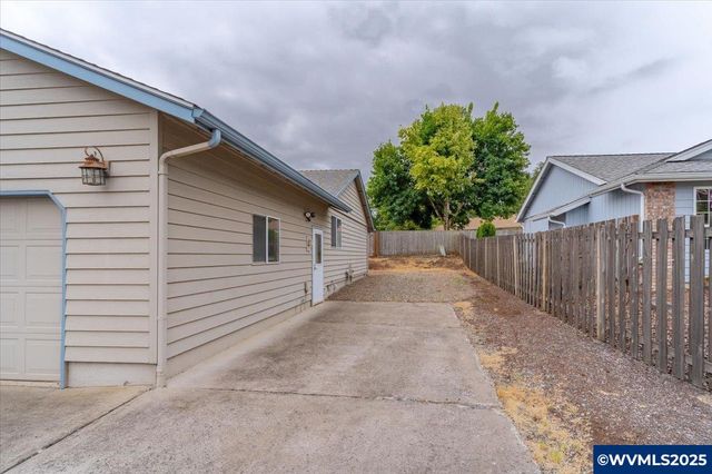 1400 Rees Hill Rd SE, Salem, OR 97306