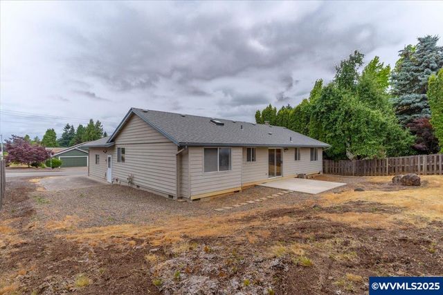 1400 Rees Hill Rd SE, Salem, OR 97306