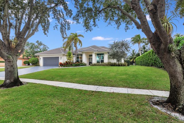 3317 Embassy Drive, West Palm Beach, FL 33401