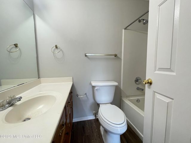 1077 Mcgowan Drive, Southaven, MS 38671