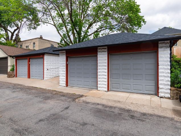 830 Lincoln Avenue, Saint Paul, MN 55105