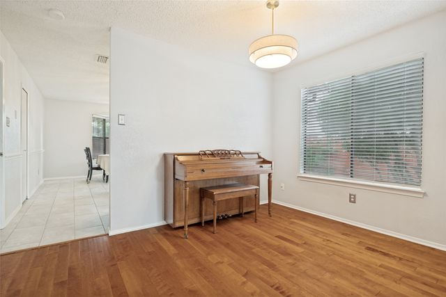 1002 Bellflower Court, Carrollton, TX 75007