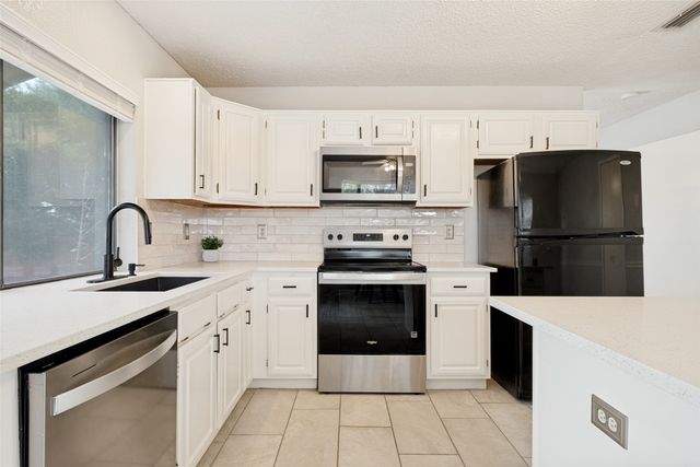 1002 Bellflower Court, Carrollton, TX 75007