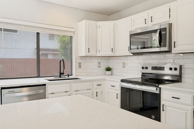 1002 Bellflower Court, Carrollton, TX 75007