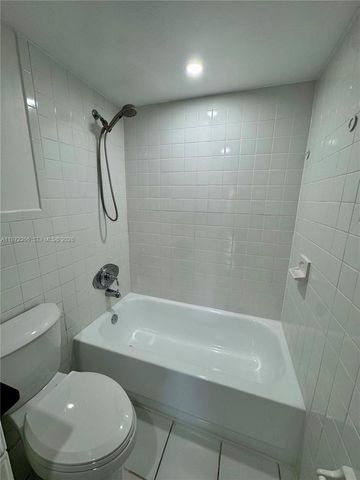 13700 SW 62nd St 113, Miami, FL 33183