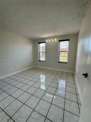 13700 SW 62nd St 113, Miami, FL 33183