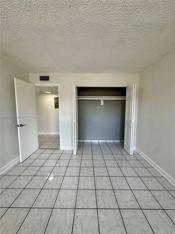 13700 SW 62nd St 113, Miami, FL 33183