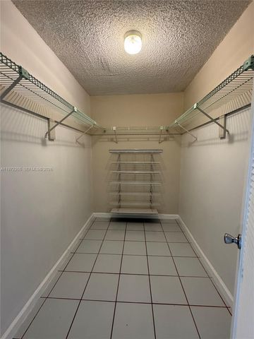 13700 SW 62nd St 113, Miami, FL 33183