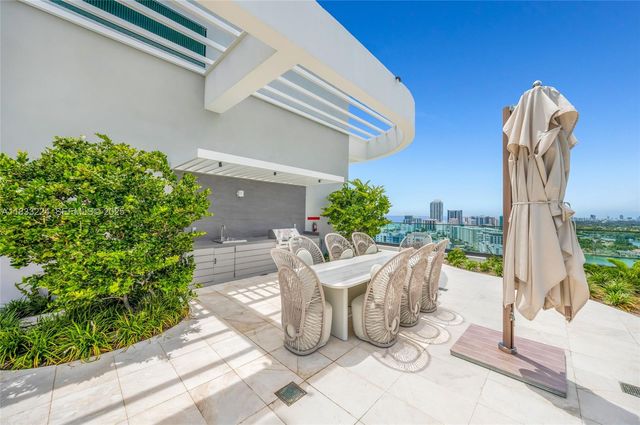 580 72 910, Miami Beach, FL 33141