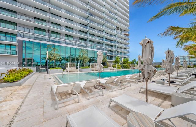580 72 910, Miami Beach, FL 33141