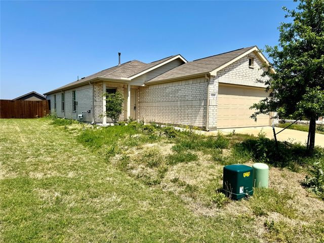 3305 Margay Run, Crandall, TX 75114