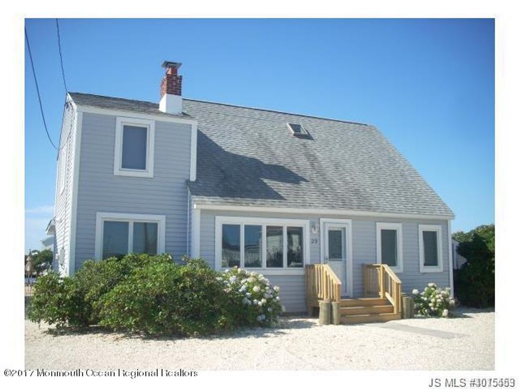 29 Julia Drive, Manahawkin, NJ 08050