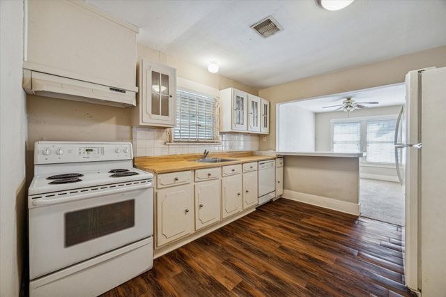 304 Bomar Street, Houston, TX 77006