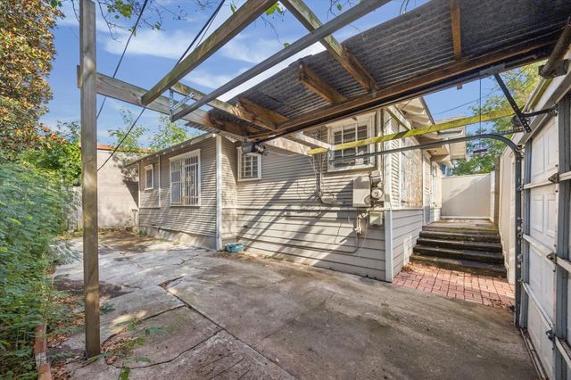 304 Bomar Street, Houston, TX 77006