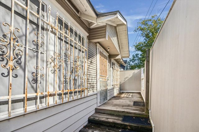 304 Bomar Street, Houston, TX 77006