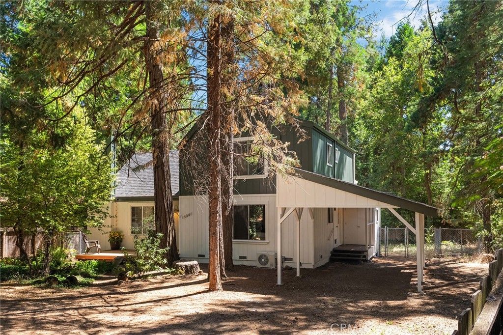 Image 42 of property listing at 15041 Torey Pine Road, Magalia, CA 95954